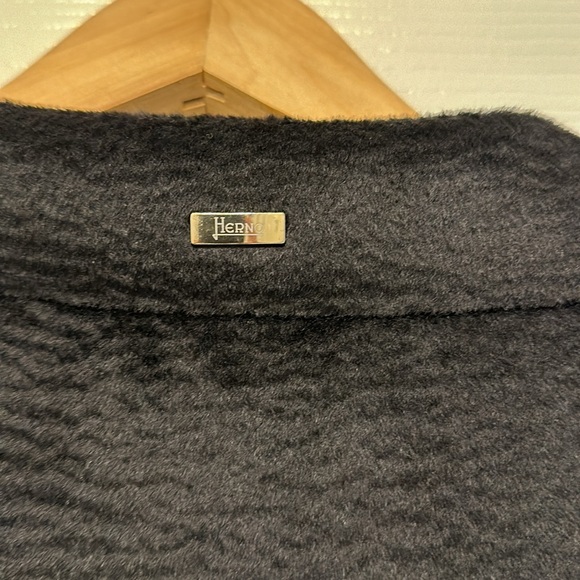 Herno puffer IT42 which is a medium - Picture 6 of 8